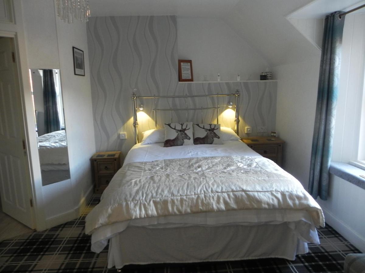Glenardran House Bed & Breakfast Crianlarich Exterior photo